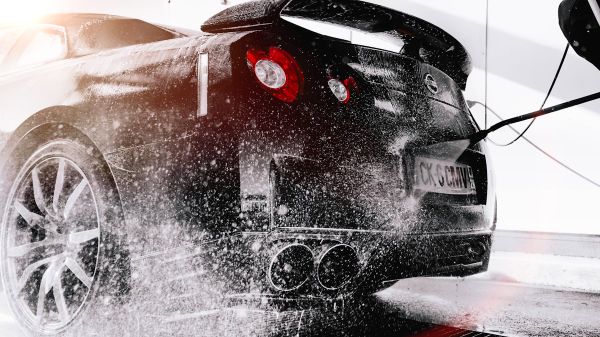 Exterior car detailing - polished finish